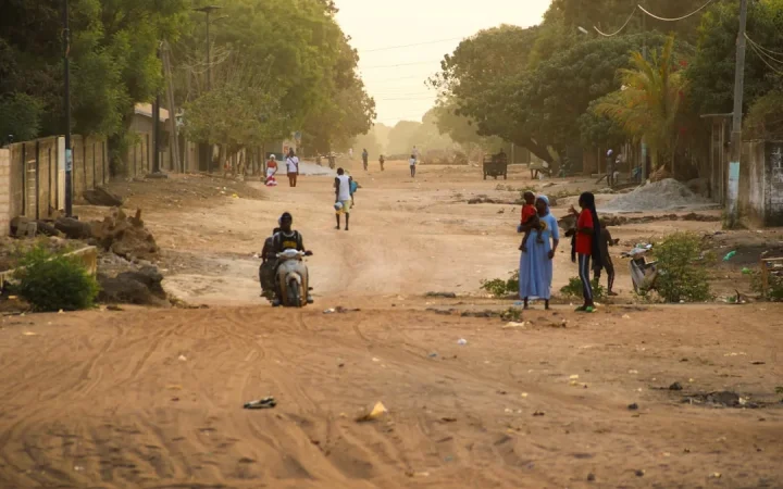 Franc CFA au Sénégal : taux de change, retraits et gestion de l&rsquo;argent en voyage