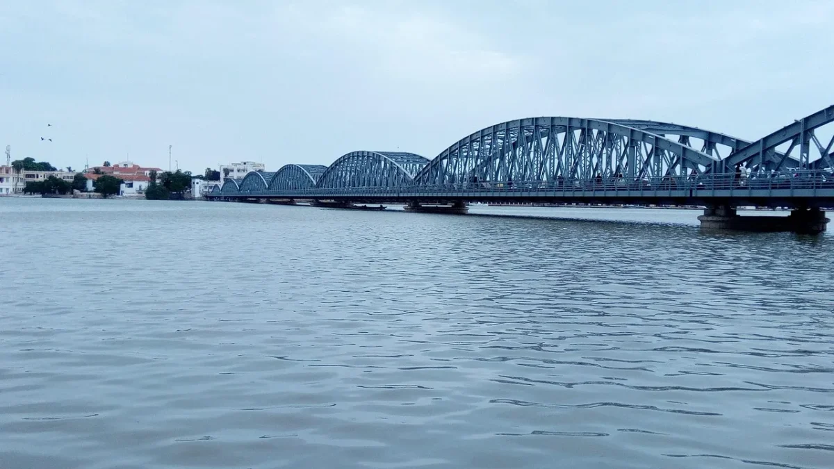 Pont Faidherbe : histoire, caractéristiques et visite à Saint-Louis du Sénégal
